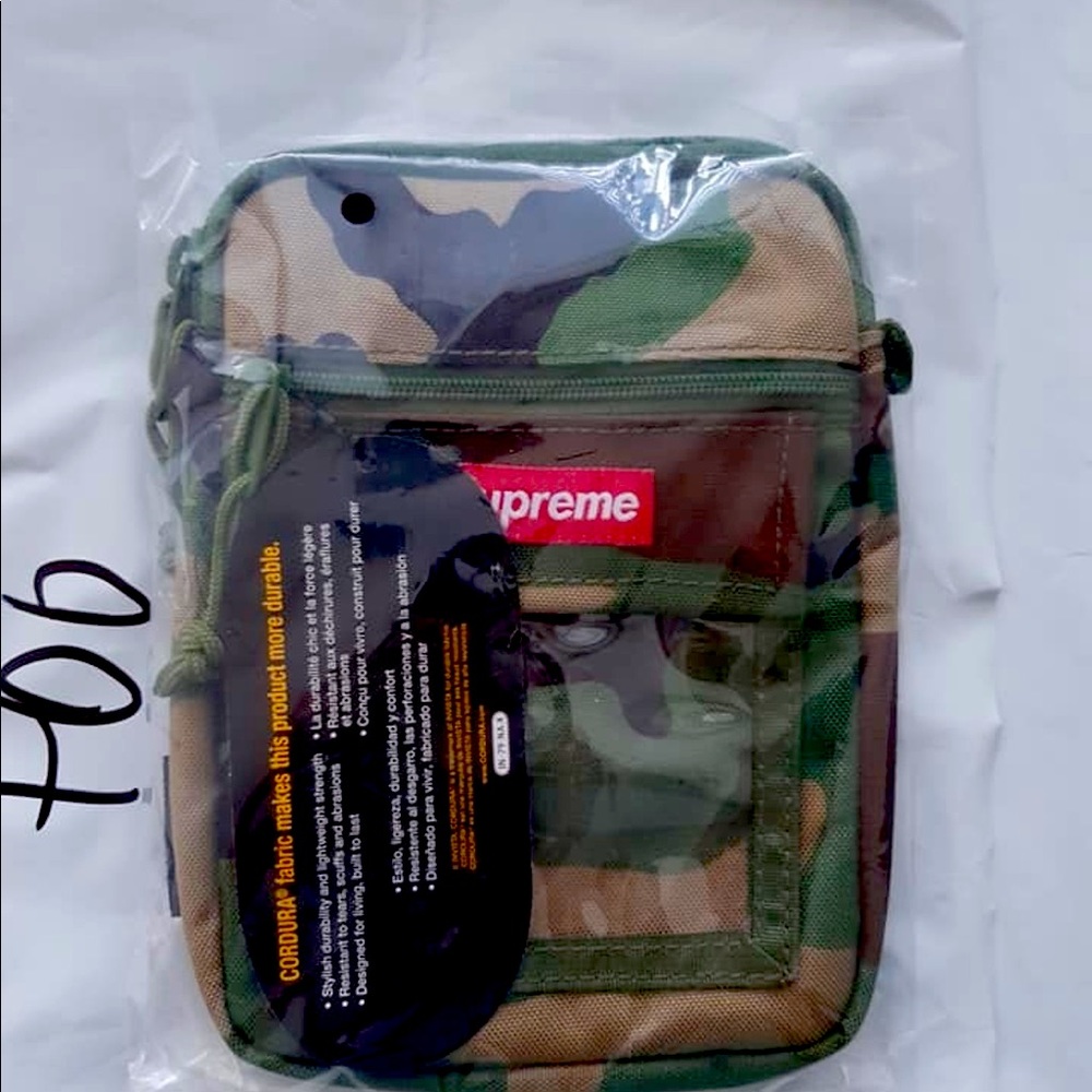 Bnib supreme utility pouch